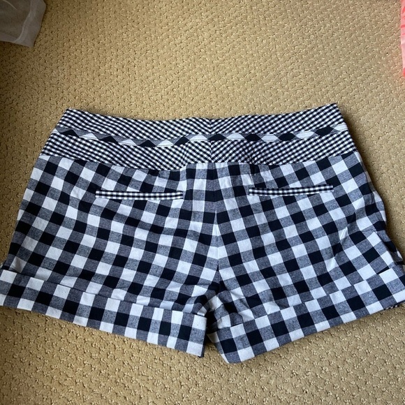 Charlotte Russe Black and White Patterned Shorts Checkered Plaid Size 11 Y2K - Picture 5 of 6